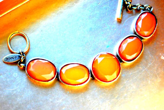 Bracelet Vintage Doré à Cabochons Ambre Et Résine - Bijou Rétro