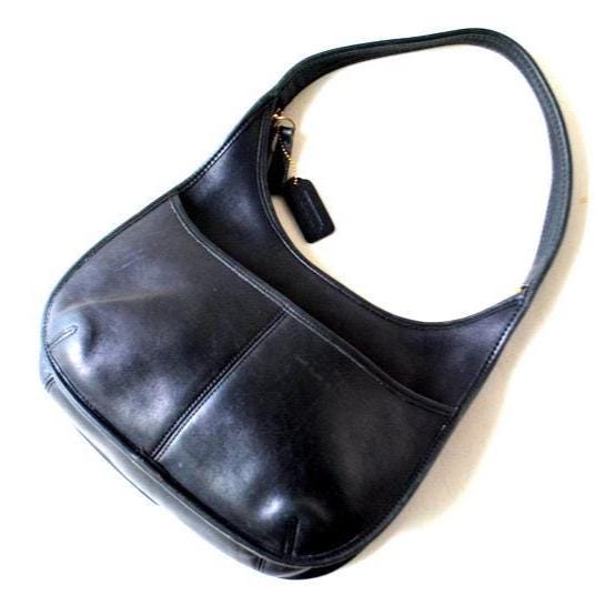 1990 Vintage , Black , Genuine Leather Coach, Ergo Shoulder