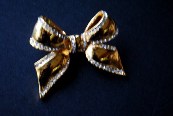 Statement  vintage 80s,   gold tone metal, 3 d  b… - image 2