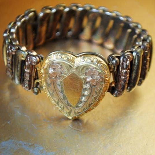 Sweetheart bracelet - Etsy 日本