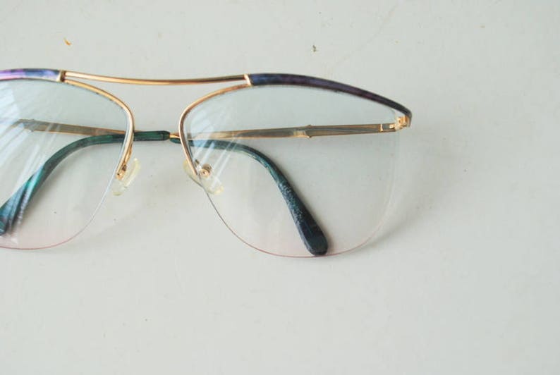 Mod vintage 70s, aviator , women's, optical, asymmetric lenses eye glasses with a blush blue shades. image 4