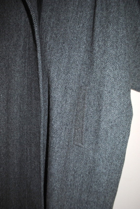 Stylish vintage 90s, gray, 70% wool , bat wings c… - image 9