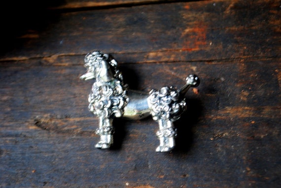 Adorable vintage  1960 , sterling silver, 3d , fr… - image 4