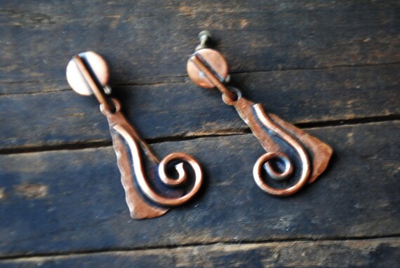 Mod vintage 60s, hammered copper , dangle, screw … - image 1