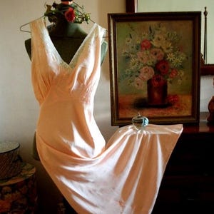 Lady Duff Nightgown - Etsy Lady Duff Nightgown - Etsy