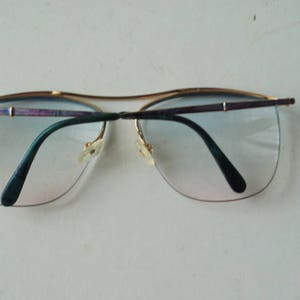 Mod vintage 70s, aviator , women's, optical, asymmetric lenses eye glasses with a blush blue shades. image 9