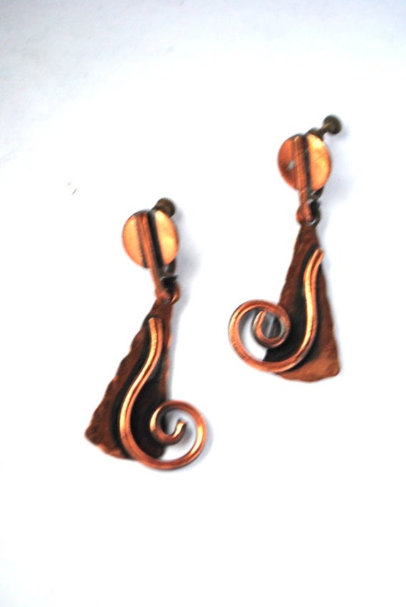 Mod vintage 60s, hammered copper , dangle, screw … - image 4