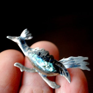 Boho  vintage 1970,  Mexico,  Taxco sterling silver  925, bird , road runner , small brooch  with  an abalone detail.