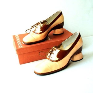 Wearable  art vintage 70s, cream- brown patent leather oxford style , sculptured heel, hand made shoes by Mikelos, Athens . Size 7AA.