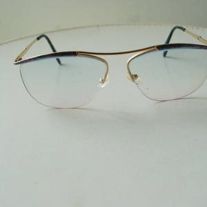 Mod vintage 70s, aviator , women's, optical, asymmetric lenses eye glasses with a blush blue shades. image 2