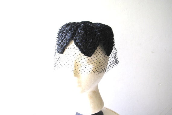 Classy vintage 60s, black,woven raffia pillbox ha… - image 7