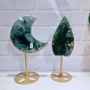 Moss Agate Moon & Leaf Decor: Natural Crystal Carving on Stand