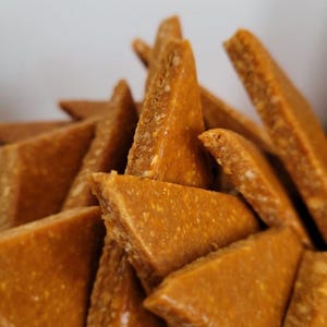 West Africa Snacks from Ghana & Nigeria | Plantain Chips + Zowe + Nkatie Cake + Coated Nuts + Kube Cake + Poloo + Condensed Milk Toffee