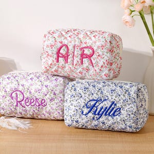 Embroidered Name Seersucker Makeup Bag,Personalized Floral Makeup Bag,Bridesmaid Gift,Monogramed Makeup Bag,Bridesmaid Makeup Bag