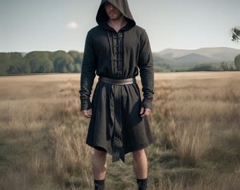 Gothic Black Hooded Warrior Men&#39;s Tunic for Ren Faire | Medieval Viking Men’s Tunic | Battle-Ready LARP Cosplay Attire For Him
