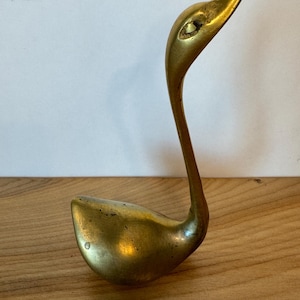 Vintage Brass Swan - Single Brass Vintage Swans