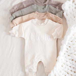 Custom Puff Name Baby Sweatshirt Bodysuit, Personalized Bubble Romper, Baby Shower Gift, Minimalist Baby Birthday, Baby Christmas Gift