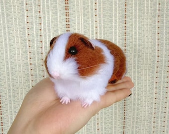 Custom Needle Felted Guinea Pig Figurine, Handmade Wool Pet Sculpture, Pet Memorial Gift