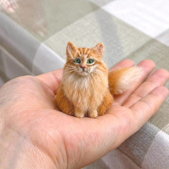 Custom Needle Felted Cat Figurine, Handmade Wool Cat Sculpture, Personalized Pet Memorial Gift