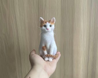 Personalized Wool Cat Sculpture – Handmade Felted Figurine from Photo, Pet Loss Memorial Gift