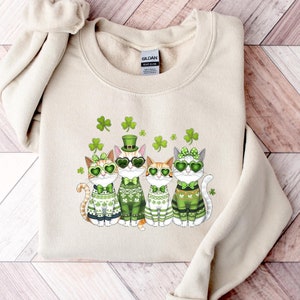 Irish Lucky Cats Sweatshirt, St Paddys Day Cat Lover Shirt, Lucky Irish Sweater, Cat Shamrocks T-Shirt, Irish Cat Mom T-Shirt