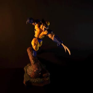 Wolverine Figure