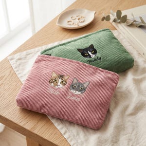 Custom Embroidered Pet Portrait Corduroy Makeup Bag, Dog Mom Gift, Birthday Gift for Women, Travel Tote, Personalized Unique Gift