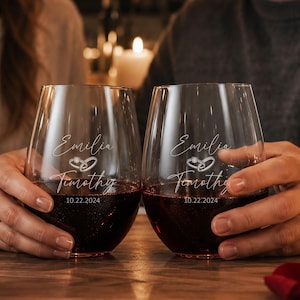 Personalized Engraved Stemless Wine Glass Set, Custom Couple Wine Glasses, Anniversary Gift for Couples, Wedding Gift, Engagement Gift