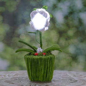Handmade Unique Bell Orchid Night Light Flower Table Lamps Perfect for Cozy Décor, Gifts, or Nursery Ambiance