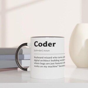 Mok grappige codeerder: koffiekopje programmeur met slimme definitie afbeelding 4
