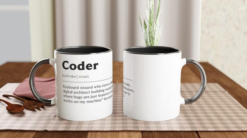 Mok grappige codeerder: koffiekopje programmeur met slimme definitie afbeelding 3