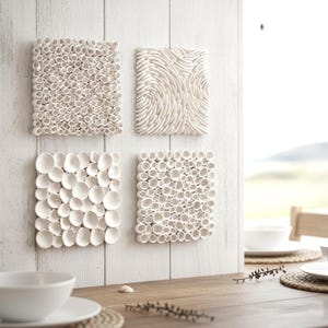 Decorazione murale in argilla testurizzata per casa sulla spiaggia, sculture moderne, arredamento minimalista per la casa, 4 pezzi