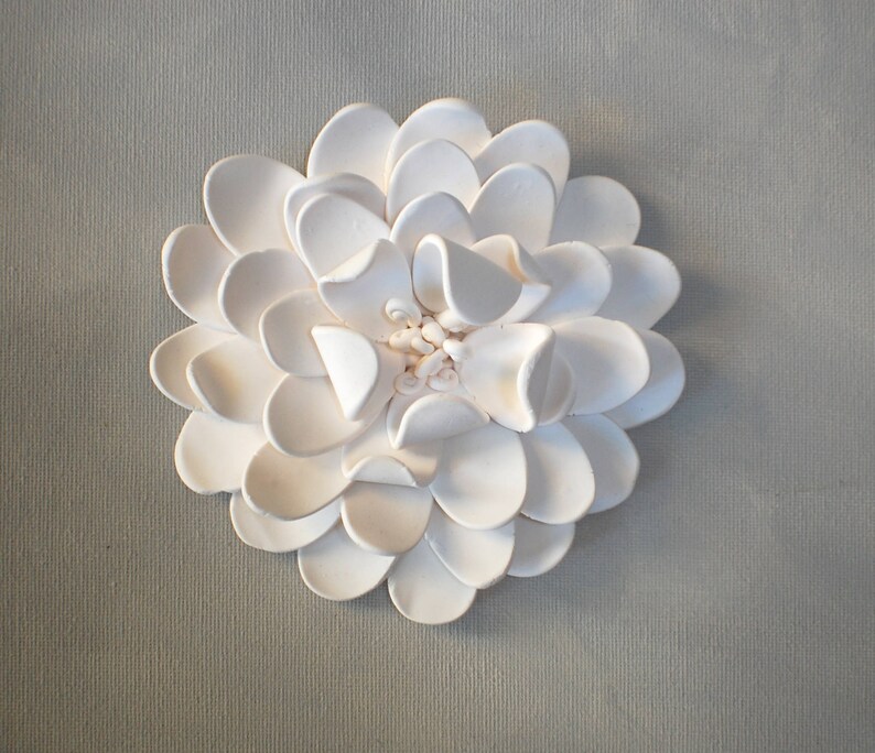 Flowers Wall Sculptures Art Dimensional Wall Decor Accents in White image 4