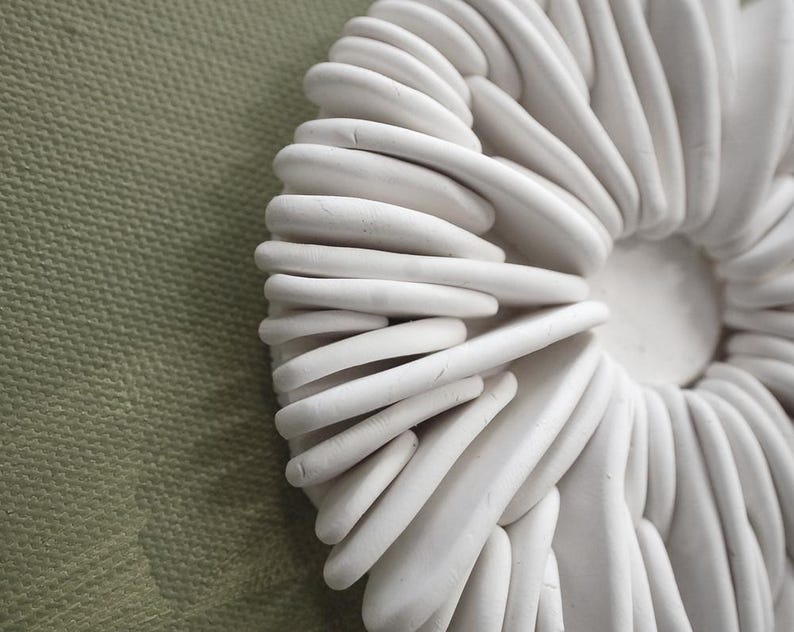 Scultura murale costiera - Arte tridimensionale con texture oceanica e barriera corallina immagine 11