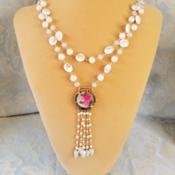 Shadow Box Rose's Necklace Set