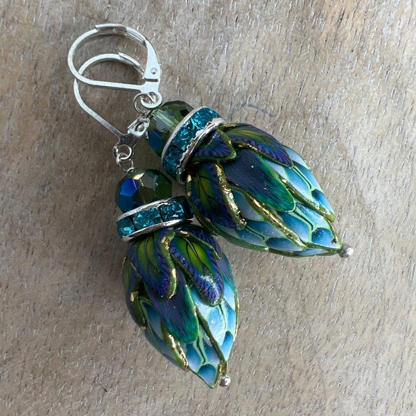 Waters Edge Pod Earrings