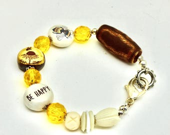 Bee Happy Floral Bracelet: Whimsical Beaded Art Jewelry
