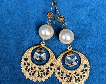 Pearl and Swarovski Crystal Daisy Hoop Earrings