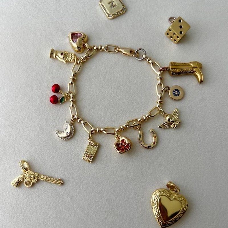 Charm Bracelet - Gold
