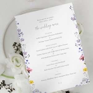 Menù da tavolo stampabile con fiori primaverili in formato A5, modello modificabile per menù di nozze a mezza lettera, cartello per ricevimento con fiori di campo / CR102 in fiore