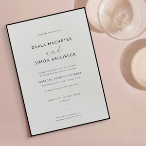 Invitación de boda moderna en blanco y negro de 5x7, plantilla editable con borde elegante, descarga imprimible en Corjl / Borde monocromático CR116