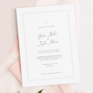 Plantilla clásica de invitación de boda A5, imprimible en formato grande ISO y EE. UU. de media carta, borde atemporal con monograma sencillo / Essence CR104