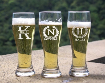 Vaso de cerveza personalizado, vaso de cerveza grabado personalizado, regalo de boda para padrinos de boda, vaso de cerveza con monograma, regalos para padrinos de boda, vaso de cerveza para novios