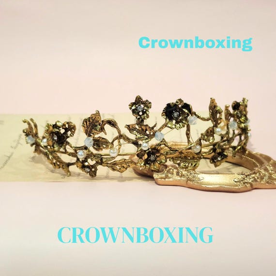 Baroque Vintage Crown Tiara Princess Hair Piece Gold Wedding  display picture 1
