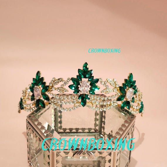 Green Crystal Bridal Crowns Tiara Rhinestone Diadem Tiara Bride Headband Wedding Amazon.com: OOGHE Tiaras and Crowns for Women, Baroque Big  main image 4