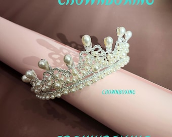 Pearl & Rhinestone Tiara | Wedding Bridal Pageant Prom  display picture 1