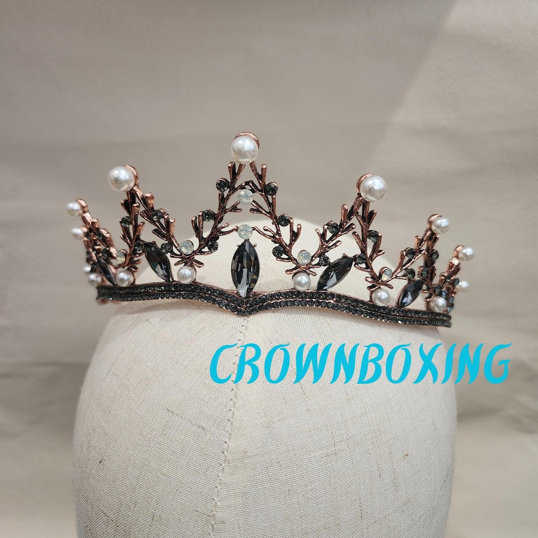 Queen Antque Weddng Crown Tara Brdal Crystal Headpece Leaf