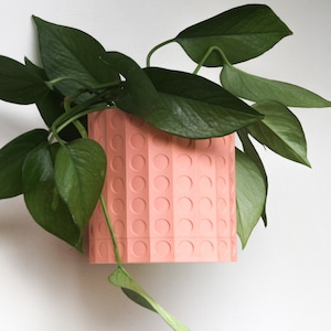 Attractive 3D printed wall flower pot design