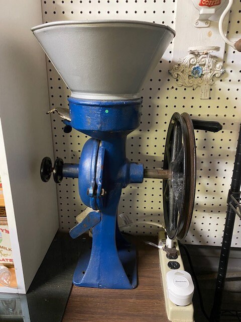 Manual Poppy Seed Mill Spice Grinder painted Blue