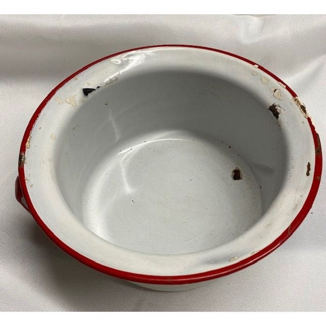 Vintage Bedpan Urinal Metal Enamel Peepot With Handle Etsy